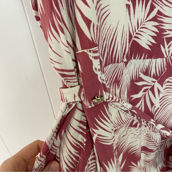 Torrid Collared Dress shirt Dress Size 4X Shaded Palm Button Front Rayon Pink - Picture 10 of 15